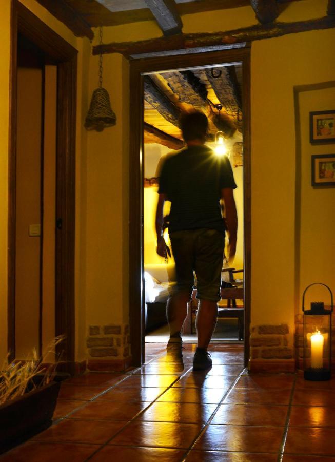 La Casita De Leire Guest House Tamajon ภายนอก รูปภาพ